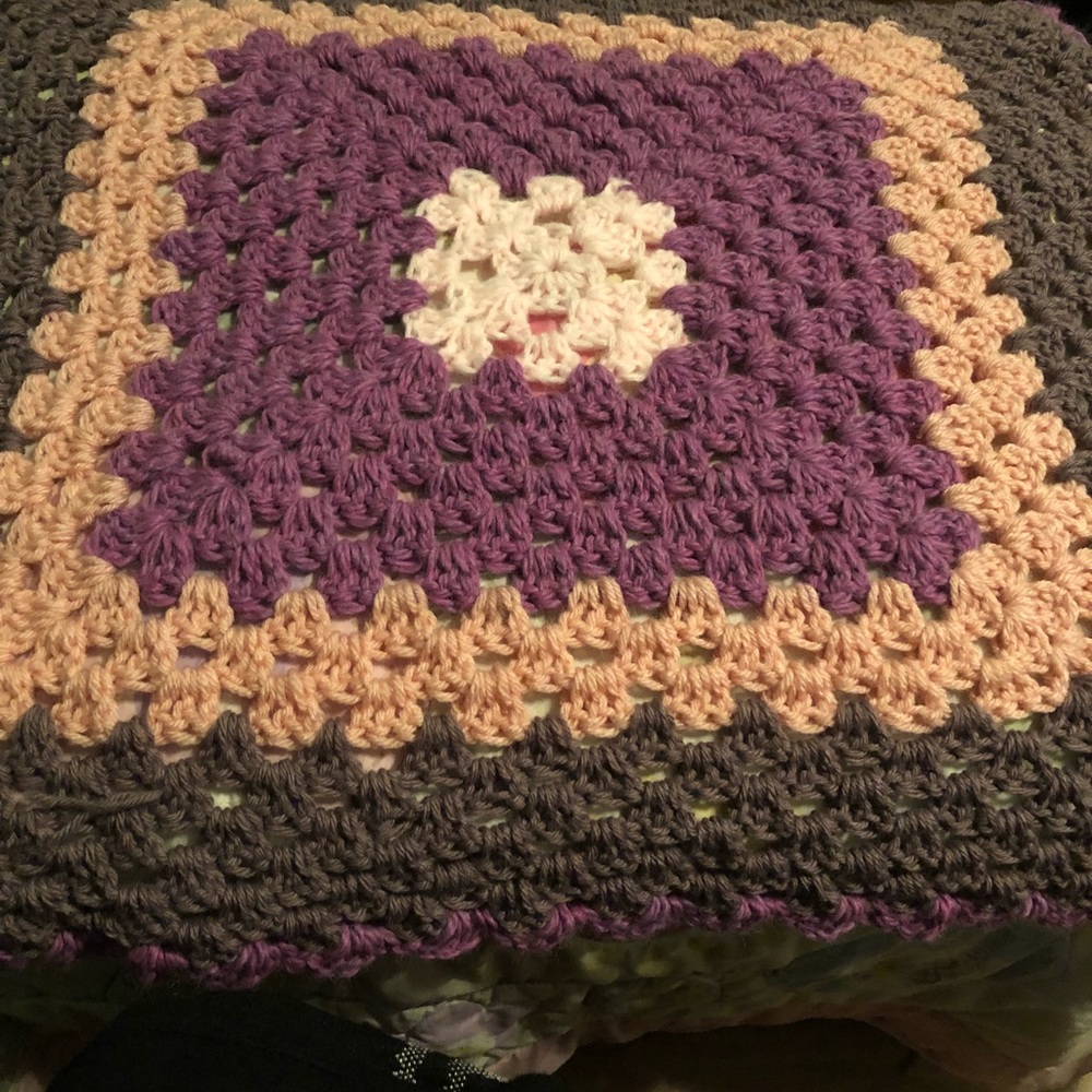 Knitted blanket